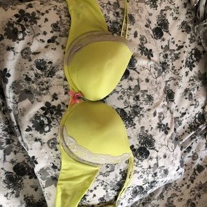 Victoria’s Secret Bra